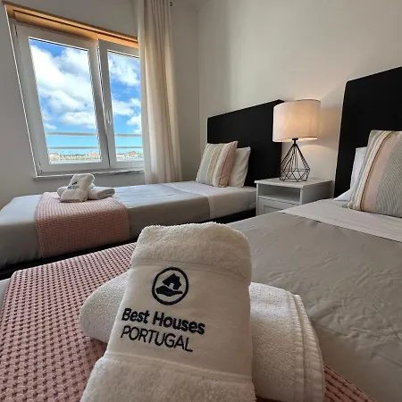 105 - A Vivenda Atouguia Da Baleia