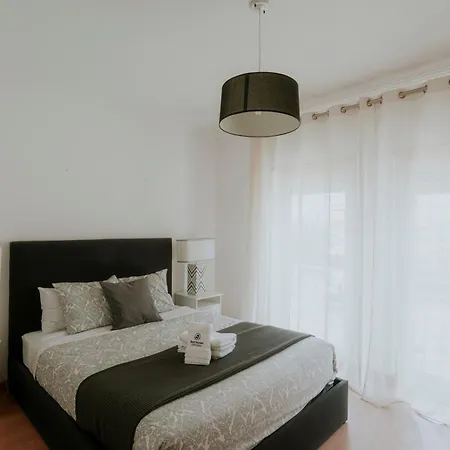 Casa vacanze 105 - A Vivenda Atouguia Da Baleia